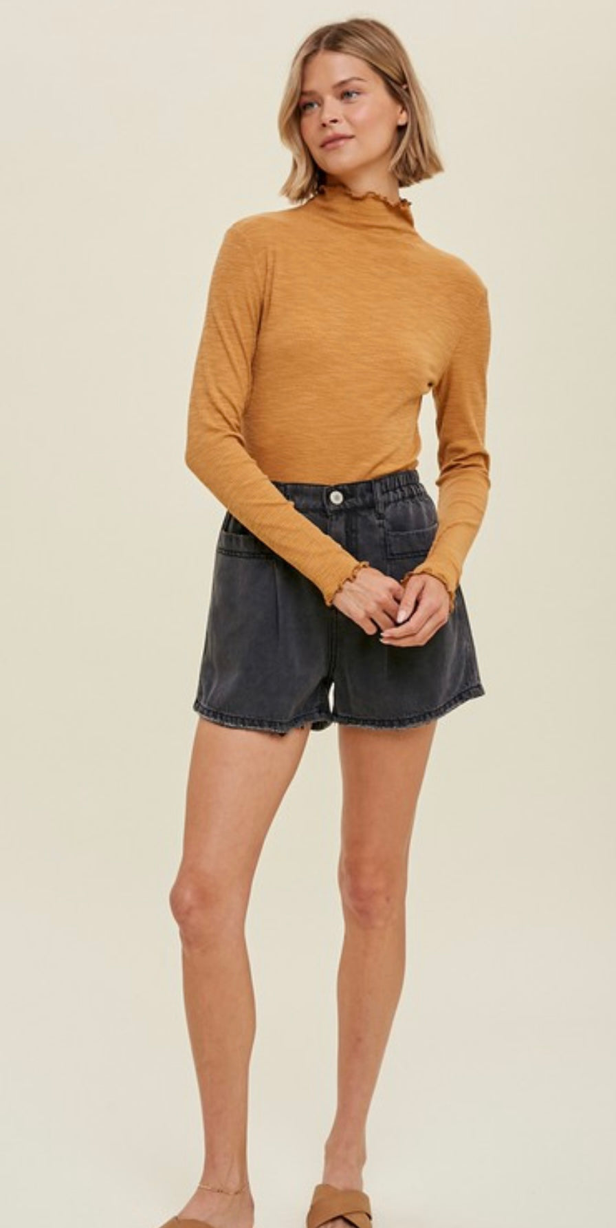 Ribbed Mock Neck Top