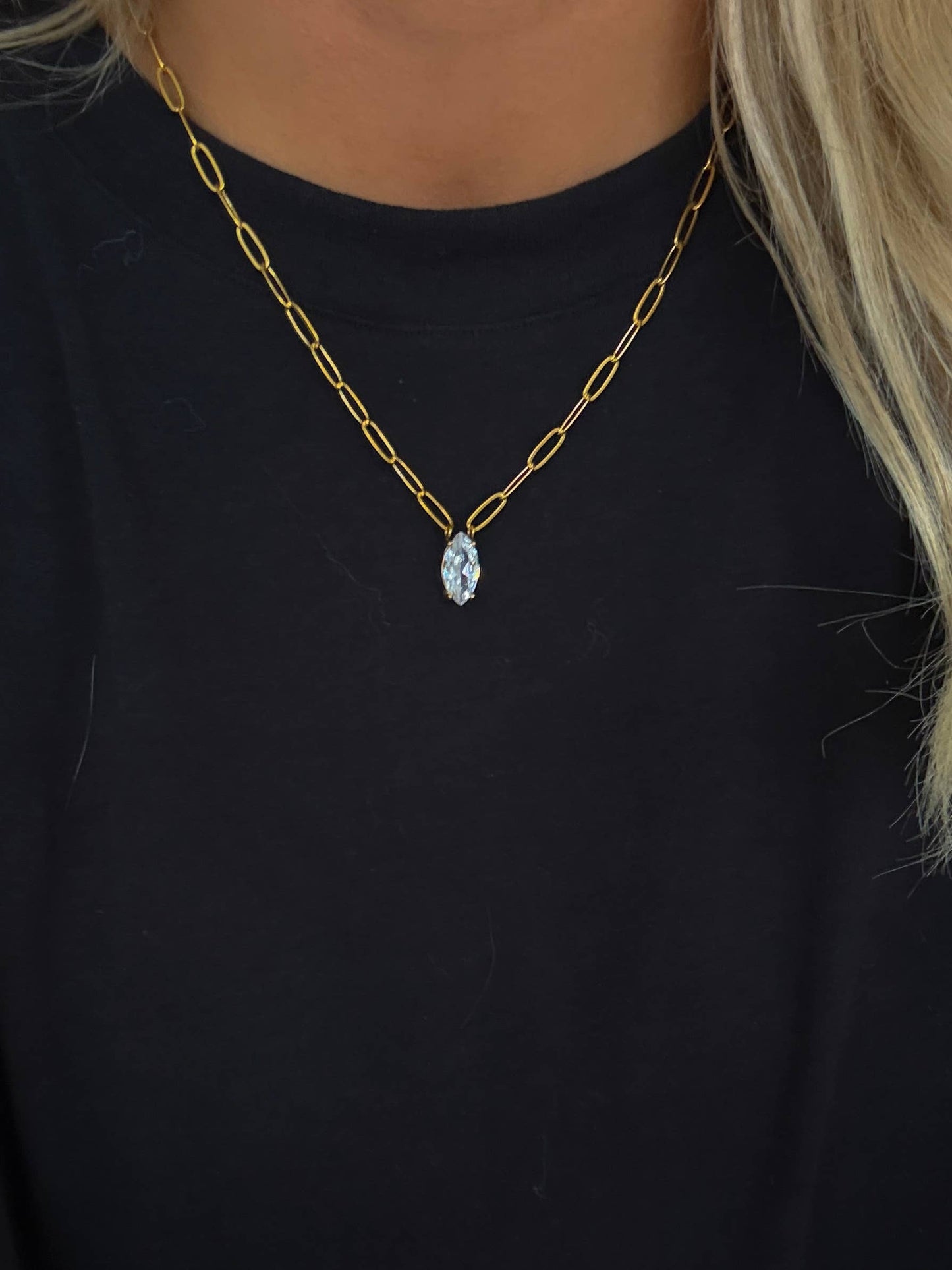 Gold & Diamond Pendant Necklace