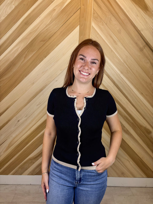 Contrast Lettuce Trim Short Sleeve Sweater