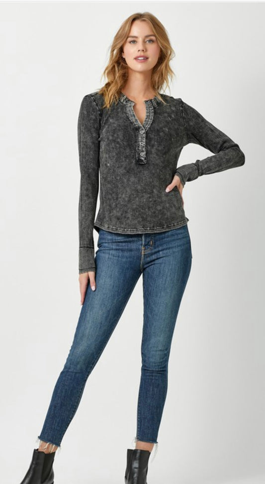 Thermal Henley Tops (2 Colors)