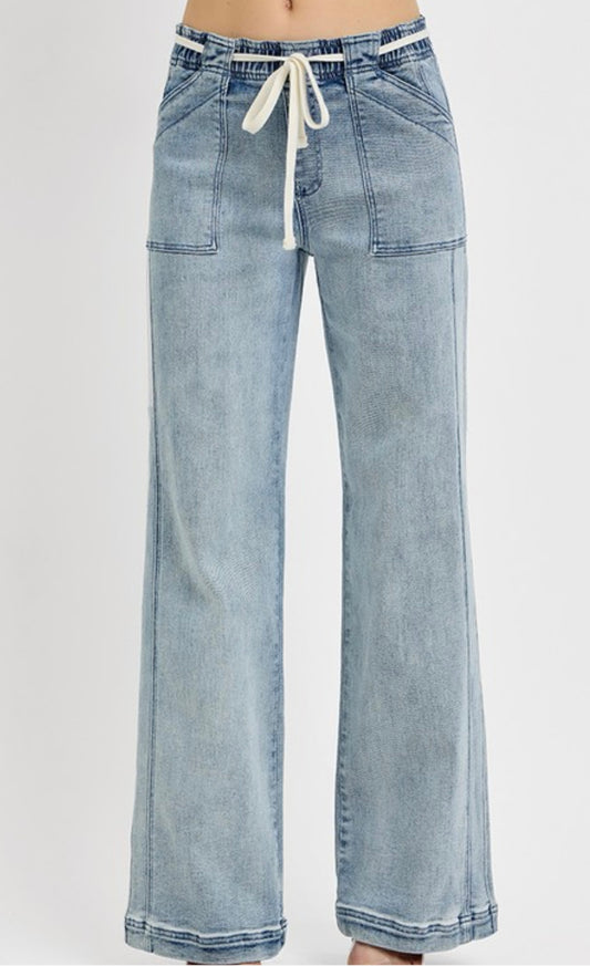 Straight Leg Pull on Jeans