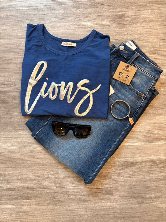 Lions Cropped Tee